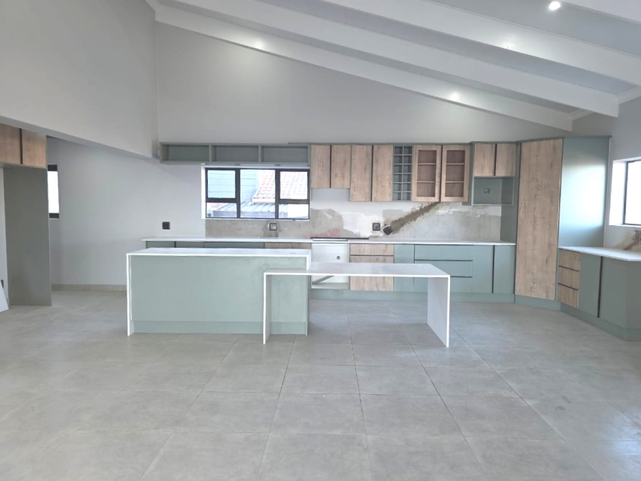 3 Bedroom Property for Sale in Dana Bay Western Cape